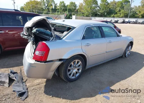 2009 Chrysler 300 Touring from USA, damaged, VIN 2C3LA53V69H575134